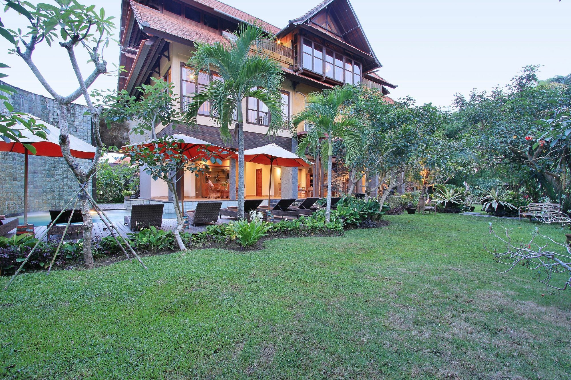 Sarin Ubud Suites By Pramana Villas Exterior foto